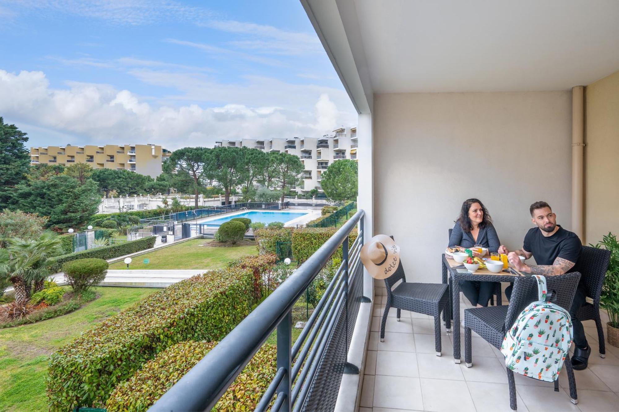 Nemea Appart Hotel Le Lido Cagnes Sur Mer מראה חיצוני תמונה