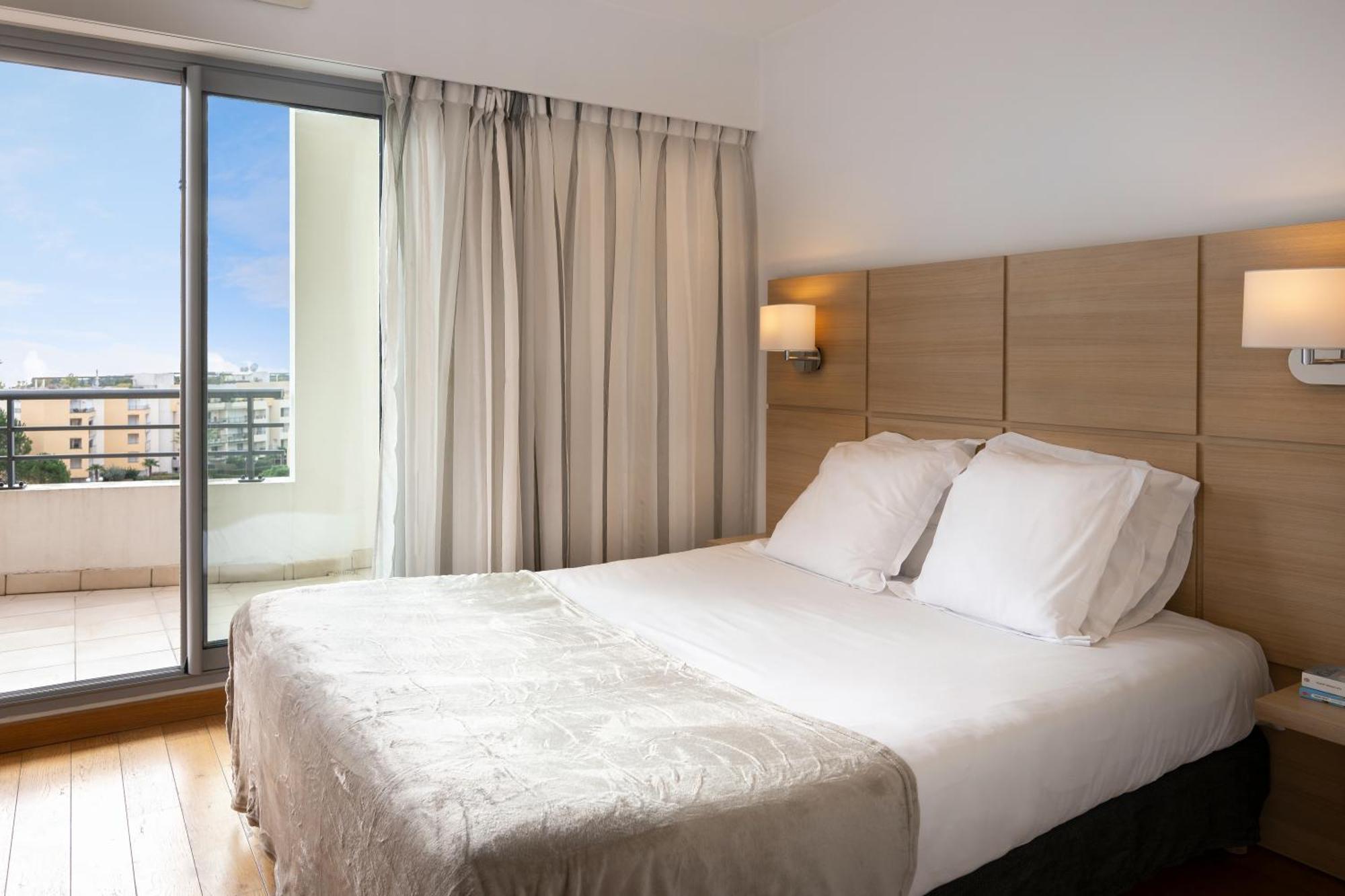 Nemea Appart Hotel Le Lido Cagnes Sur Mer מראה חיצוני תמונה