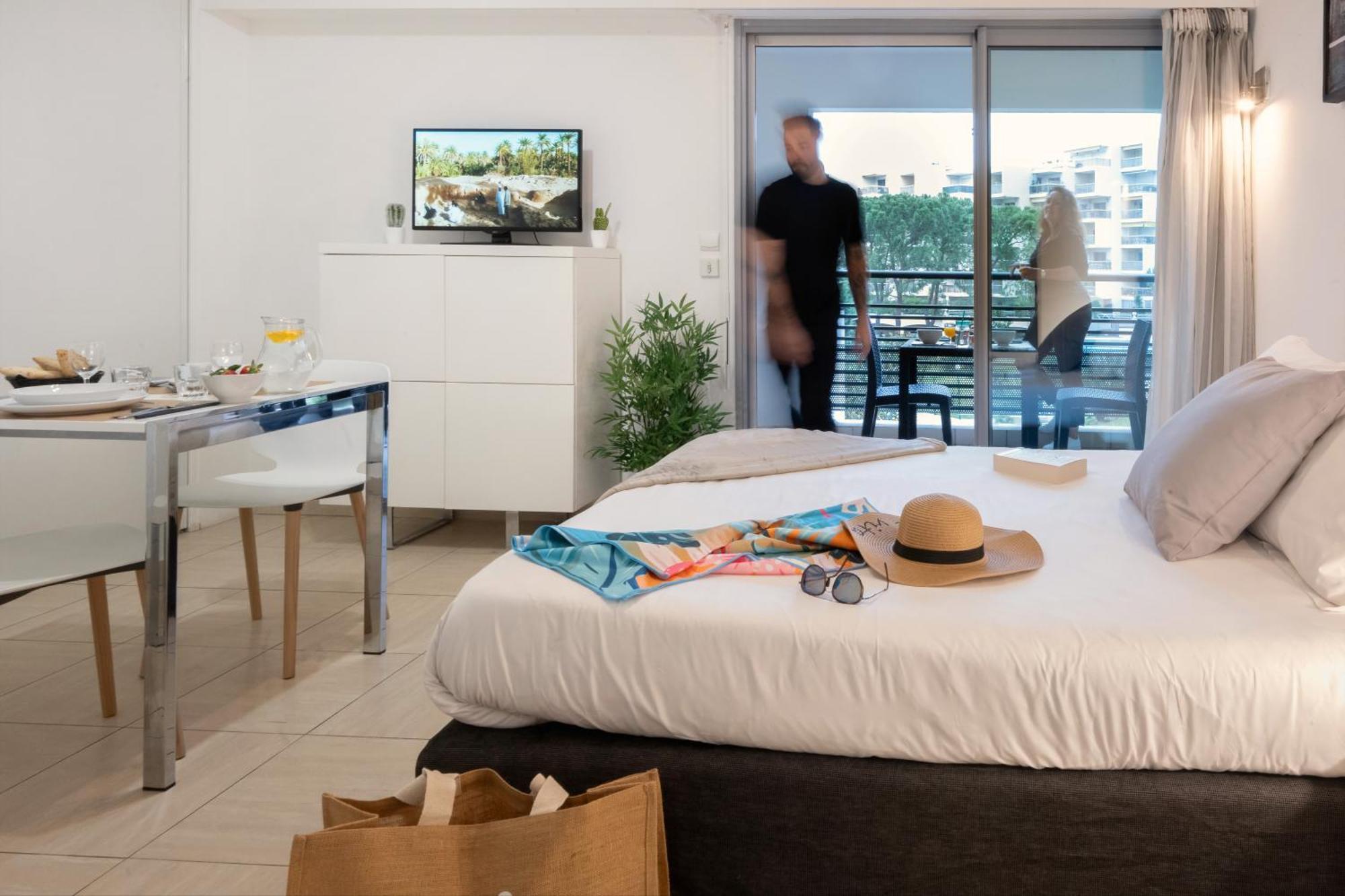 Nemea Appart Hotel Le Lido Cagnes Sur Mer מראה חיצוני תמונה