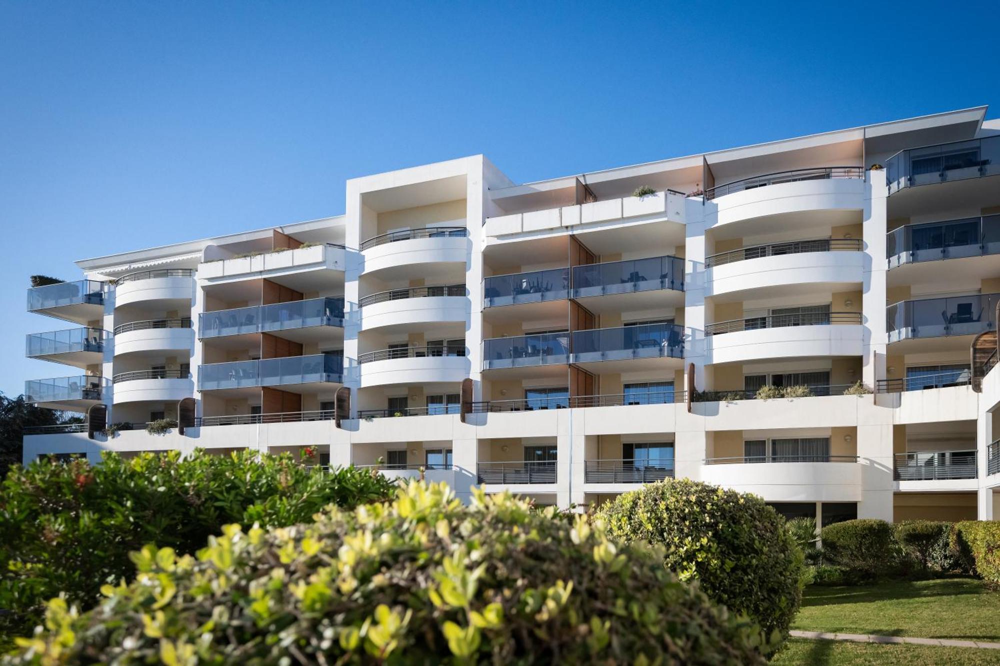Nemea Appart Hotel Le Lido Cagnes Sur Mer מראה חיצוני תמונה