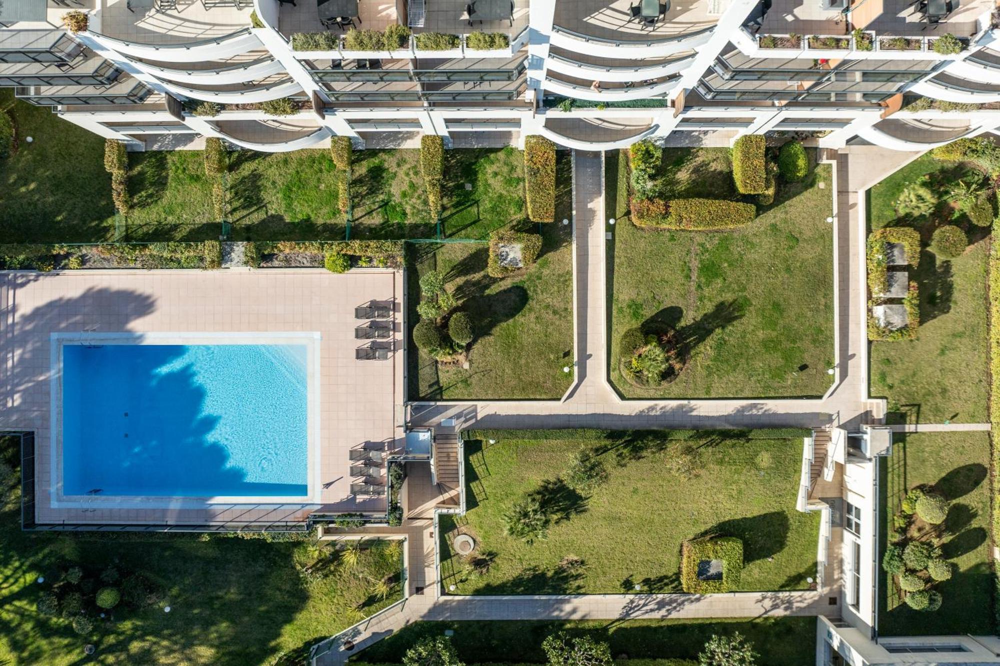 Nemea Appart Hotel Le Lido Cagnes Sur Mer מראה חיצוני תמונה